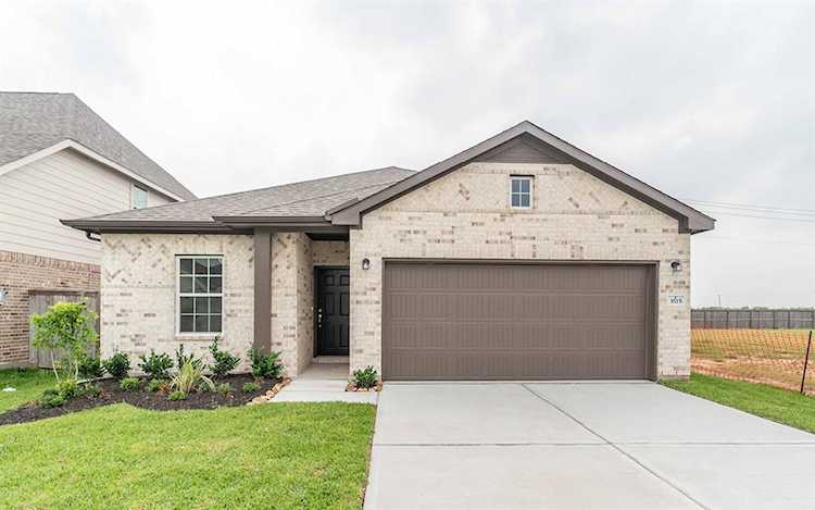 3515 Prairie Rose Trl Angleton, TX 77515