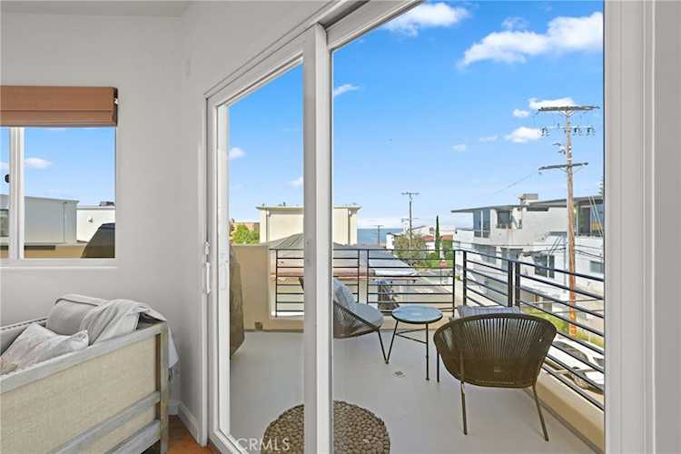 416 23rd St Manhattan Beach, CA 90266