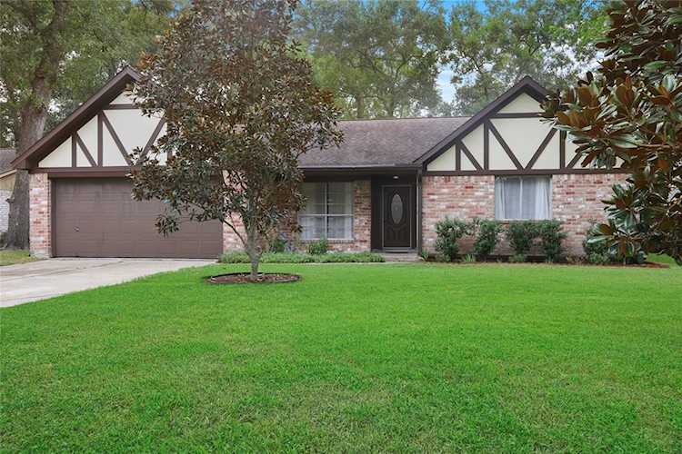 3203 Brookdale Dr Kingwood, TX 77339