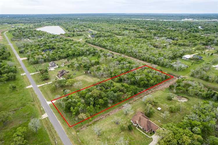 32002 Amberjack Dr Richwood, TX 77515