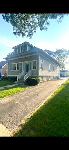 176 S Walnut St Bensenville, IL 60106