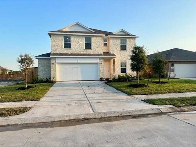 4915 Magnolia Springs Dr Pearland, TX 77584