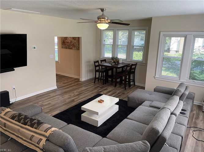 200 Locust Ave Hampton, VA 23661