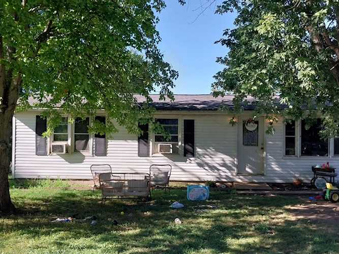 6464 Putnam Drive Circleville, OH 43113