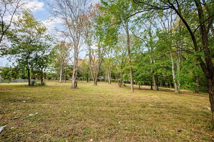 2 S Graycroft Ave Madison, TN 37115
