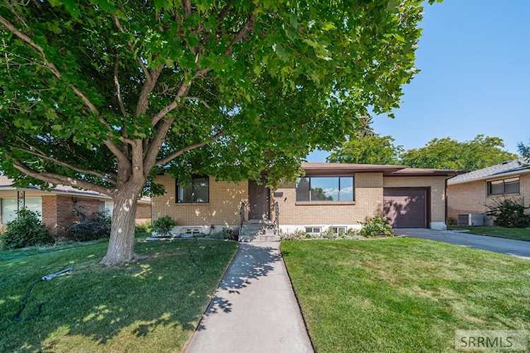 765 E 15th Idaho Falls, ID 83404