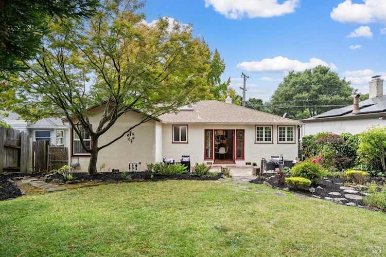 107 Elm Avenue Mill Valley, CA 94941