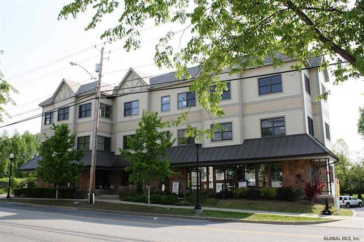 120 West Ave Saratoga Springs, NY 12866