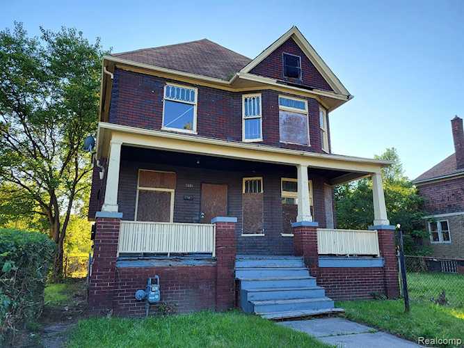 5999 Fischer St Detroit, MI 48213