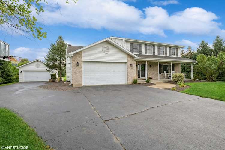 9318 Elizabeth Ln Spring Grove, IL 60081