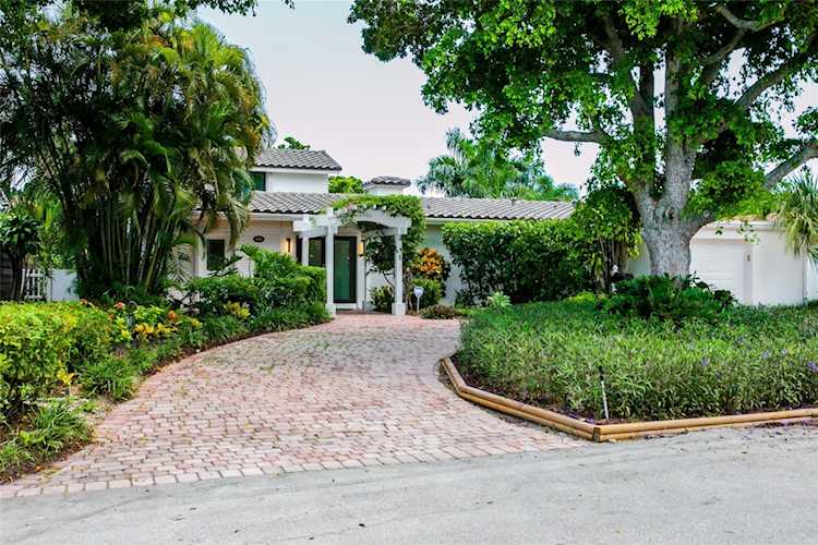 1806 NE 22nd Ter Fort Lauderdale, FL 33305