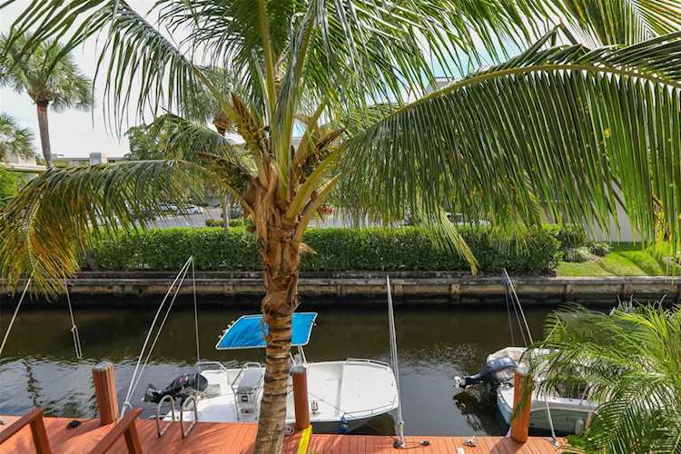 16 Royal Palm Way #205 Boca Raton, FL 33432