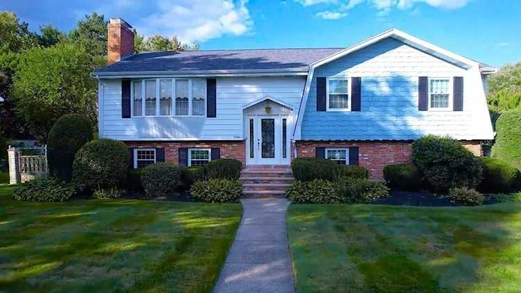15 Indian Rock Dr Saugus, MA 01906