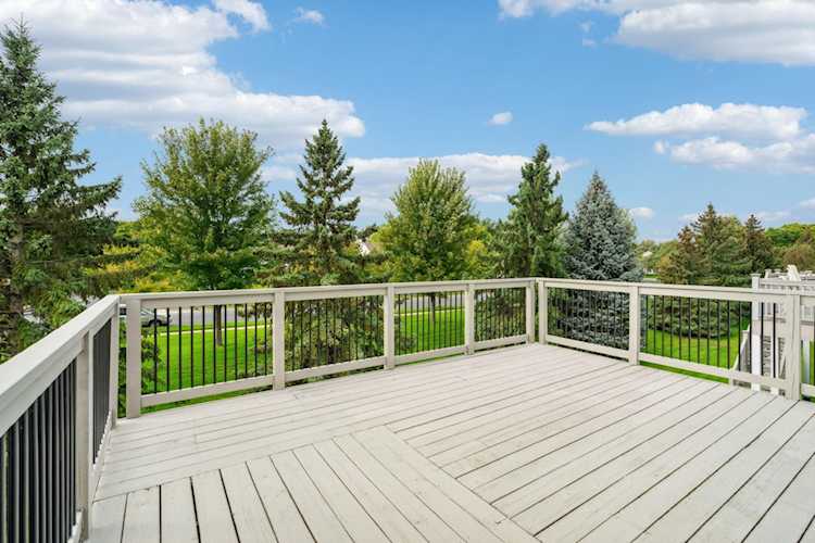7455 Hampton Lane Shakopee, MN 55379