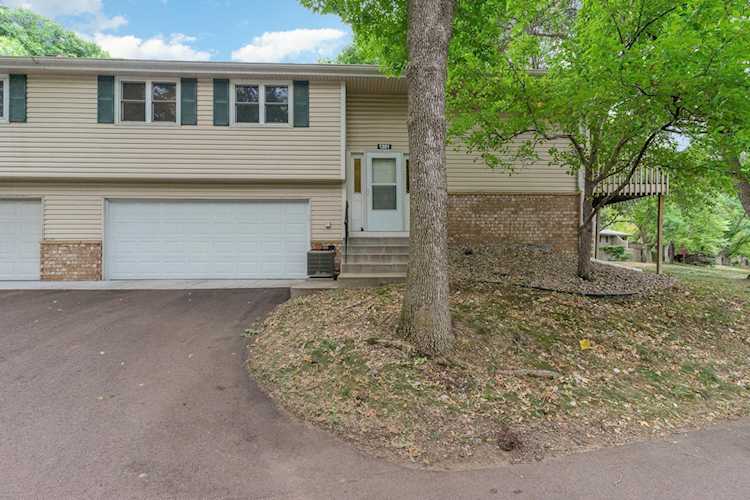 1251 Timbershore Lane Eagan, MN 55123