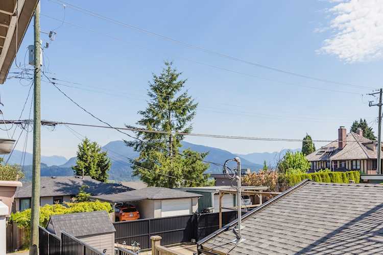 550 N Esmond Avenue #103 Burnaby, BC V5C 1S6