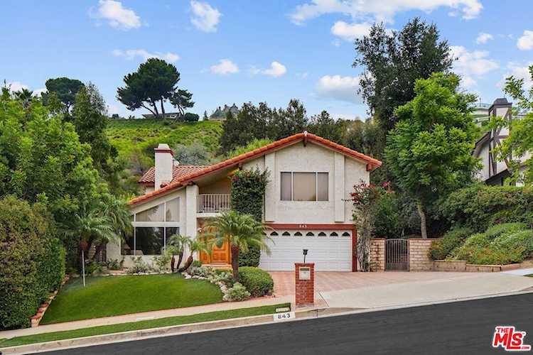 843 Brown Dr Burbank, CA 91504