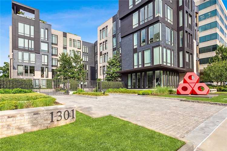 1301 Peachtree Street NE #5H Atlanta, GA 30309