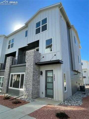 3493 Berg Point Colorado Springs, CO 80907