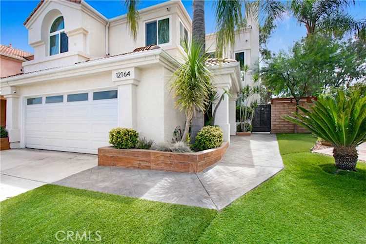 12164 Runnymede St North Hollywood, CA 91605