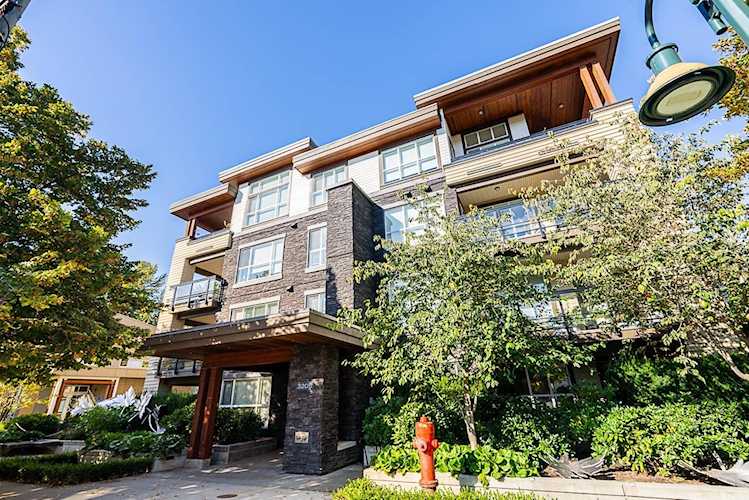 3205 Mountain Highway #417 North Vancouver, BC V7K 0A3