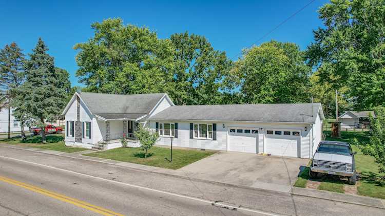 118 N Mulberry Street Tremont City, OH 45372