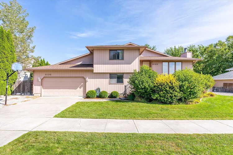5102 N Calvin Rd Spokane Valley, WA 99216