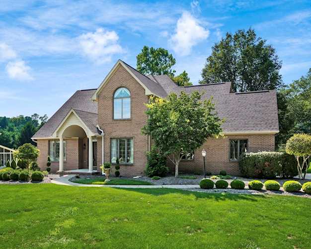 169 Bryn Du Drive Granville, OH 43023