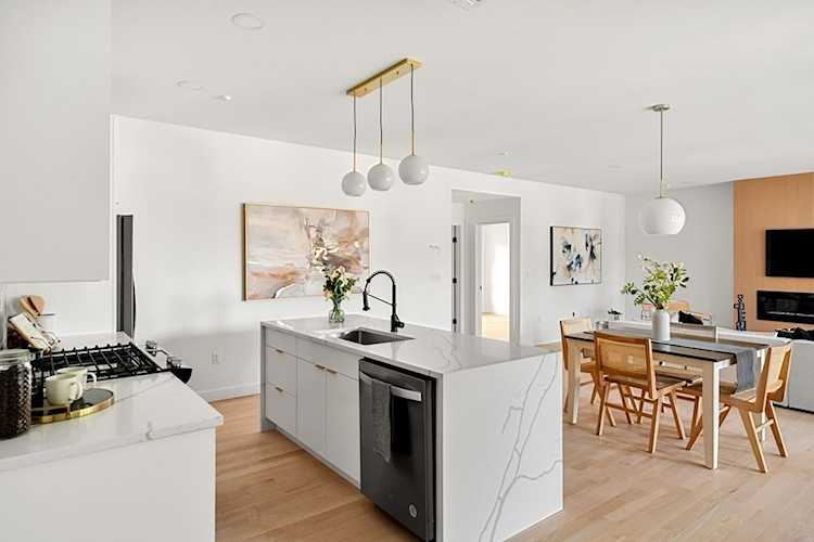 43 Withington Street #4 Boston, MA 02124