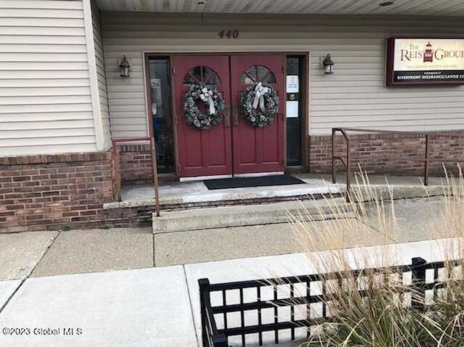 440 3rd Ave Watervliet, NY 12189