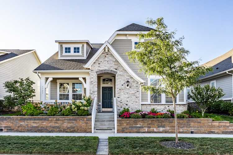 1709 Rossmay Dr Westfield, IN 46074