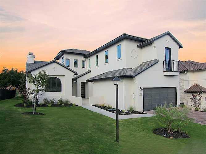 133 Serene Hilltop CIR Lakeway, TX 78738