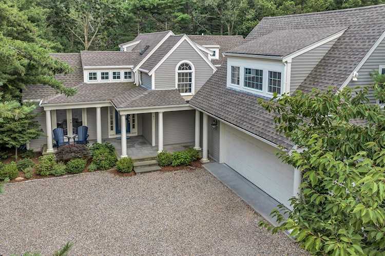 41 Summersea Road Mashpee, MA 02649