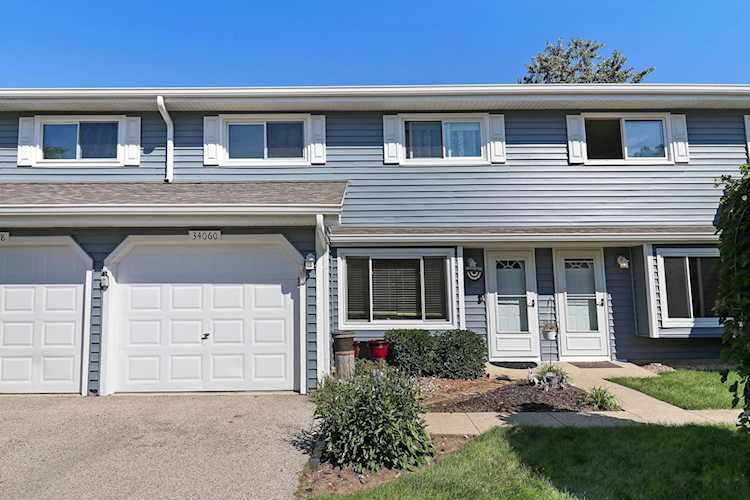 34060 N White Oak Ln #44-C Gurnee, IL 60031