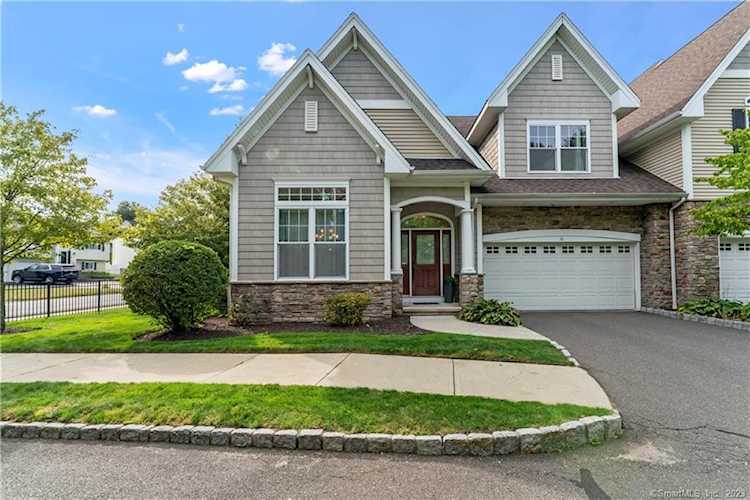 10 Penny Ln #10 Bethel, CT 06801