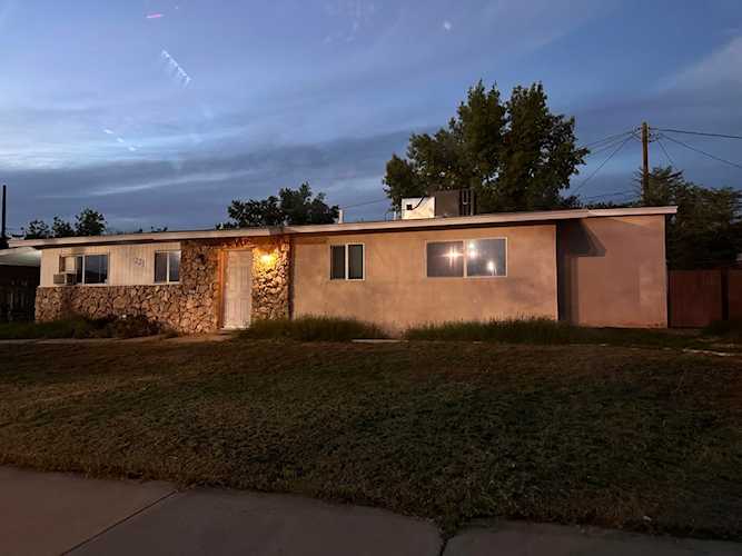221 E 700 S St George, UT 84770