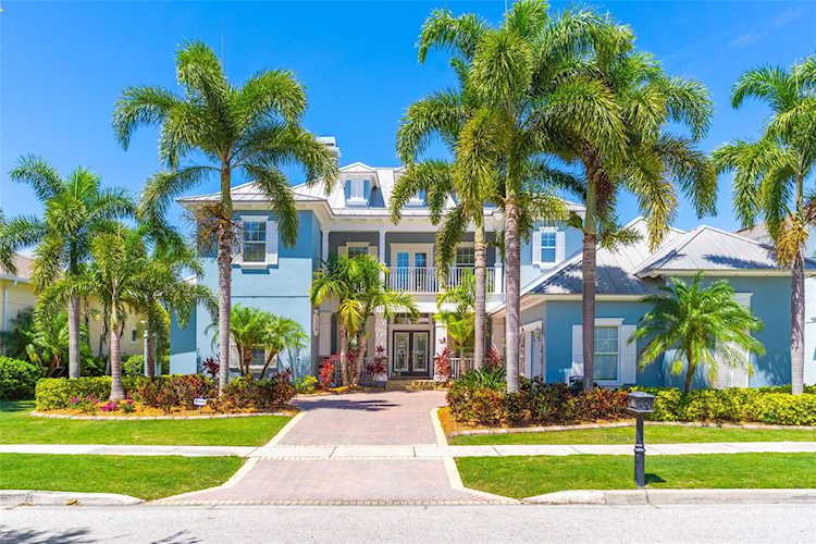 811 Islebay Dr Apollo Beach, FL 33572