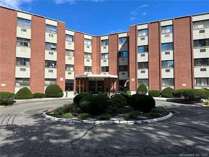 1700 Broadbridge Ave #B17 Stratford, CT 06614