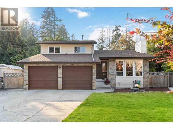 959 Pelton Avenue Coquitlam, BC V3J2J3
