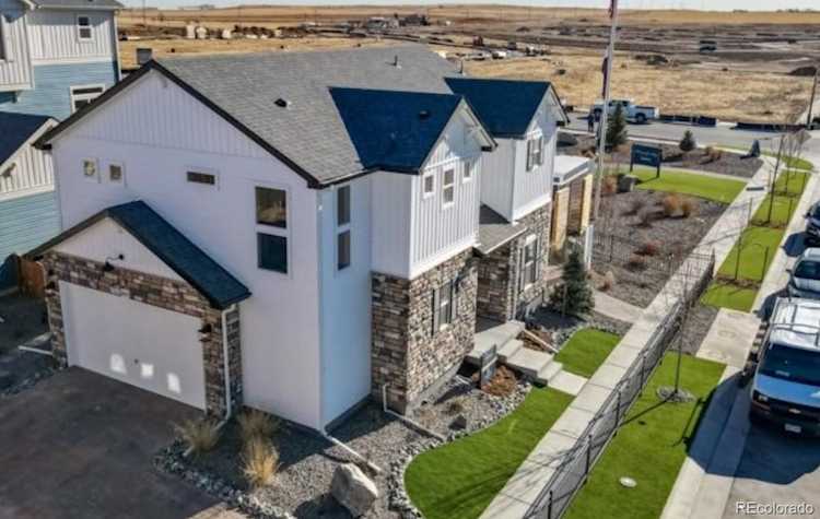 10225 Worchester St Commerce City, CO 80022