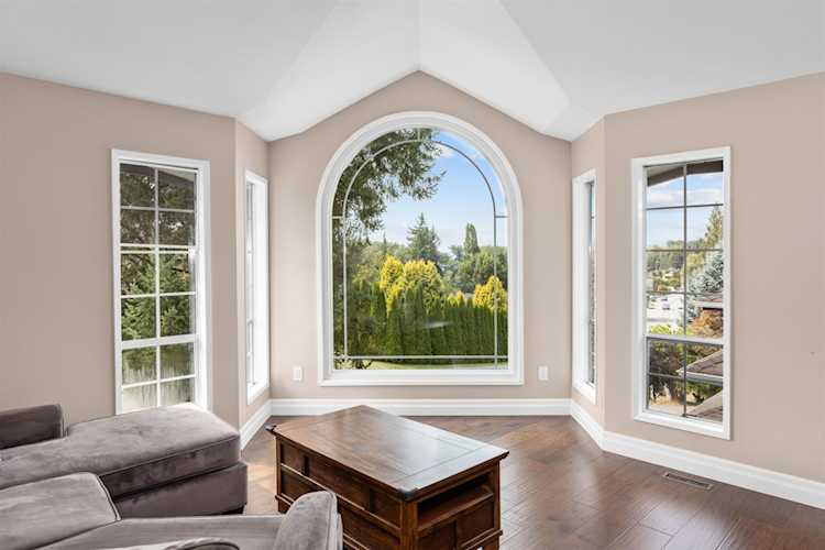 23612 Tamarack Lane Maple Ridge, BC V2W 1B3