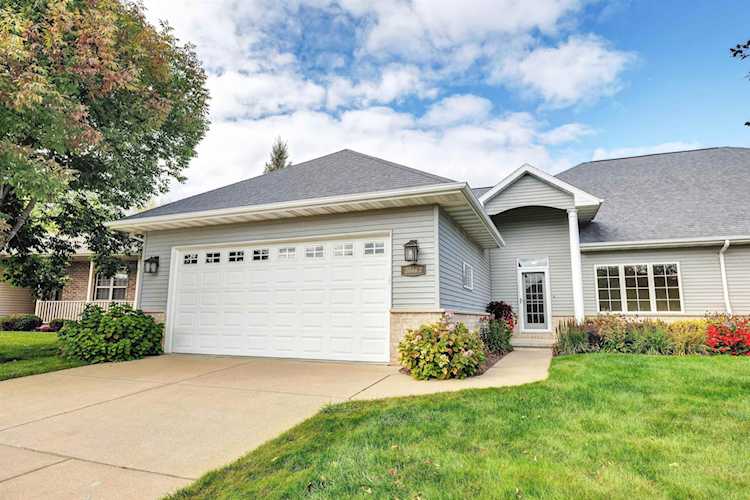 2044 Wisteria Circle #2 Green Bay, Village of Suamico, WI 54313