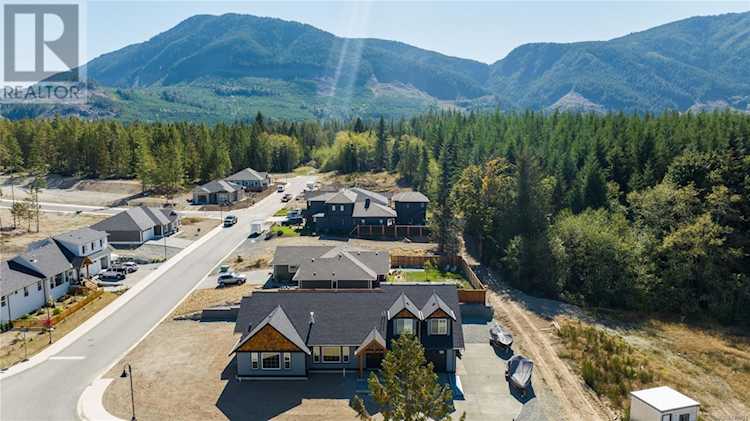 100 Driftwood Terrace Lake Cowichan, BC V0R2G0