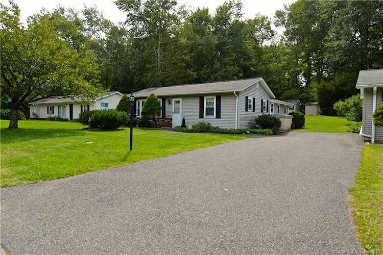 60 Sherry Ln New Milford, CT 06776