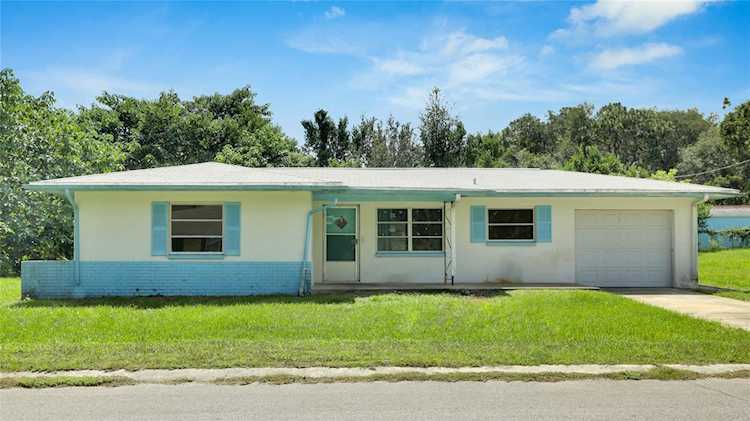 807 Oak St Inverness, FL 34452