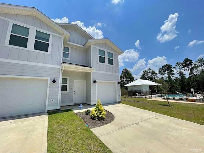 9468 Nature Creek Ln Pensacola, FL 32526