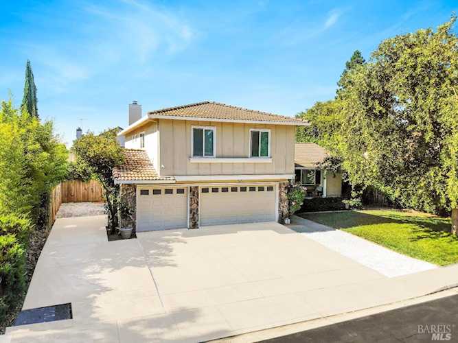 1025 Suffolk Way Fairfield, CA 94533