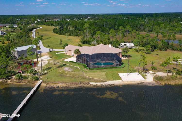 535 Mills Ln Panama City, FL 32404