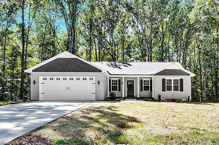 3150 Maple Way Staley, NC 27355
