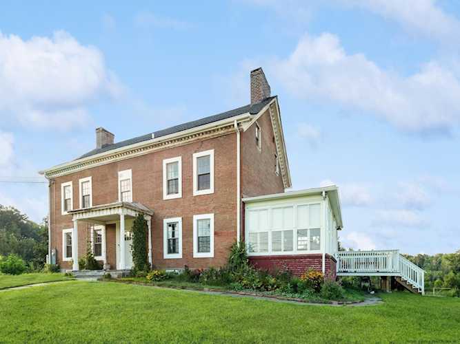 5868 Route 209 Kerhonkson, NY 12446